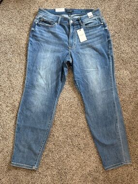 Judy Blue Medium Light Blue Slim Fit Jeans